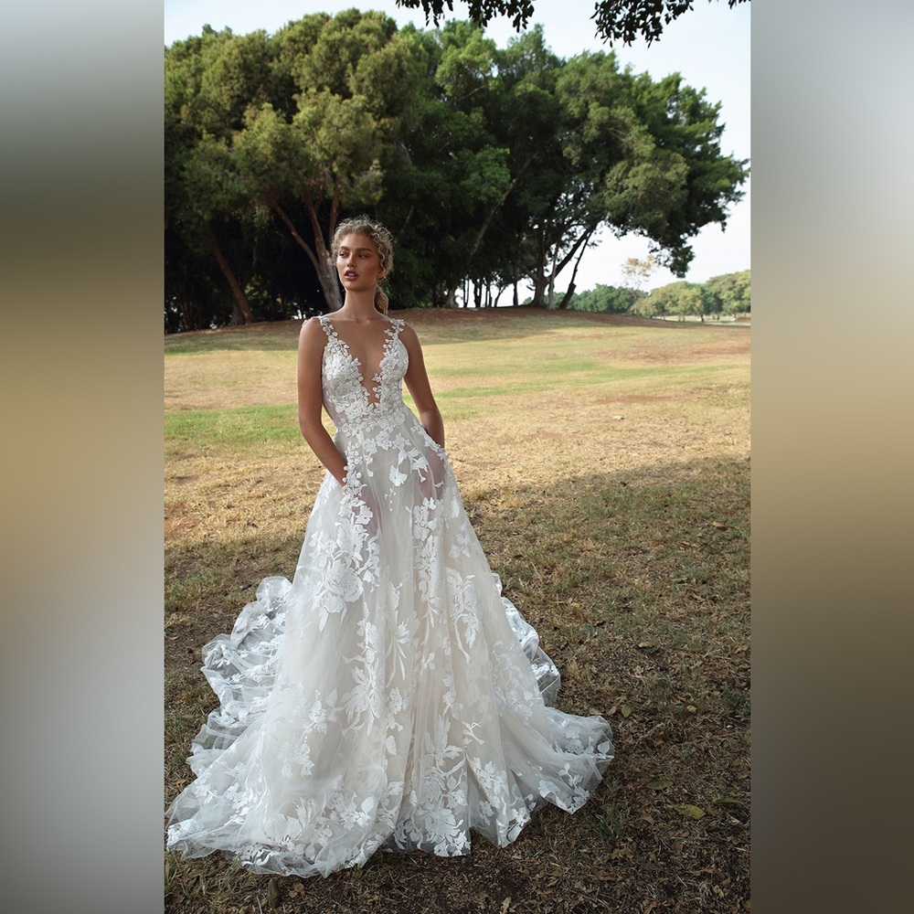 Galia Lahav G-210